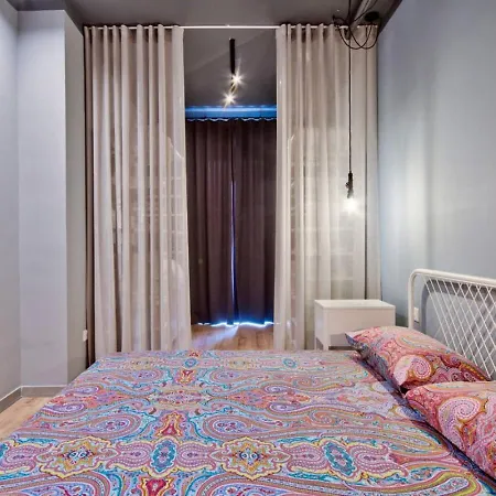 The Cove アパート